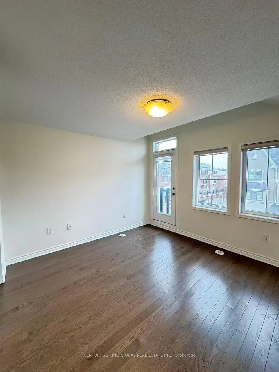 Photo 16 of 56 Cornell Centre Boulevard, Markham, Cornell — HOMEH