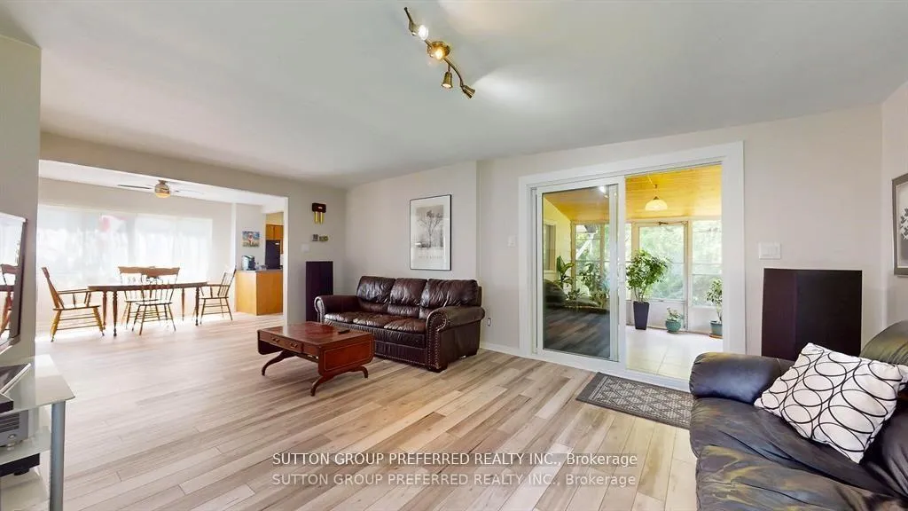 Photo 11 of 46 Owaissa Street, St. Thomas — HOMEH