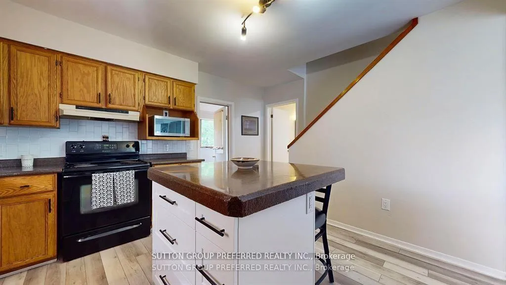 Photo 20 of 46 Owaissa Street, St. Thomas — HOMEH