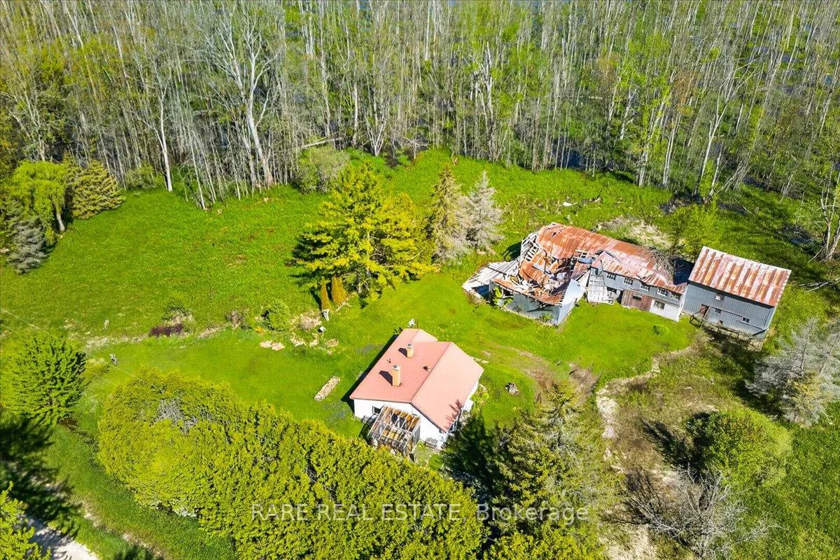Photo 3 of 4314 Conc 2 Sunnidale Road, Clearview, Rural Clearview — HOMEH