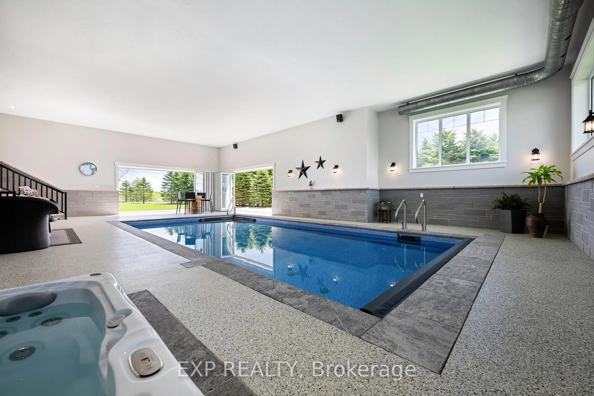 Photo 2 of 473449 County Rd 11, Amaranth, Rural Amaranth — HOMEH