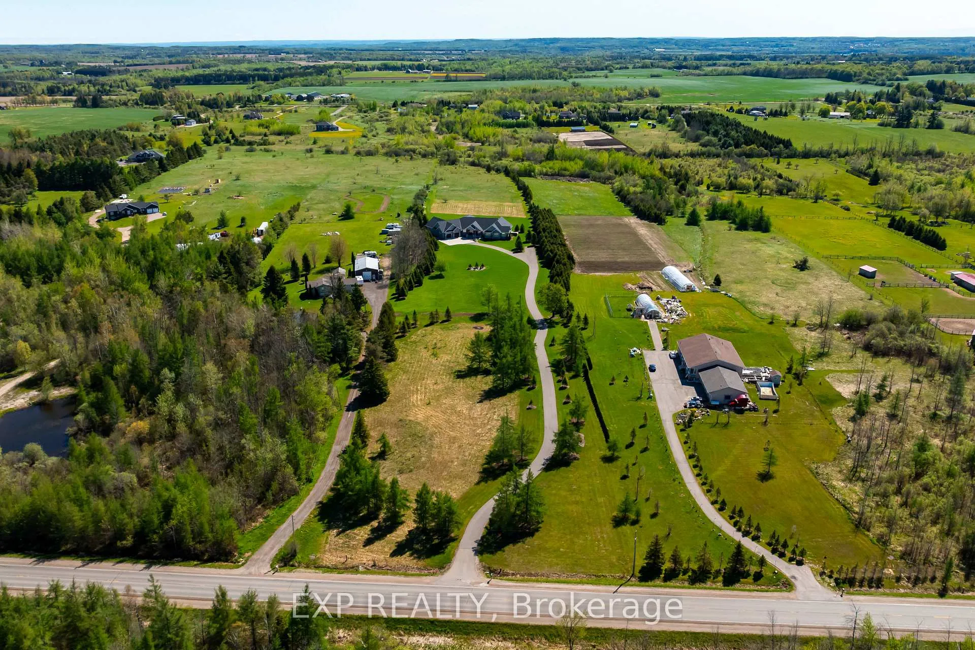 Photo 3 of 473449 County Rd 11, Amaranth, Rural Amaranth — HOMEH
