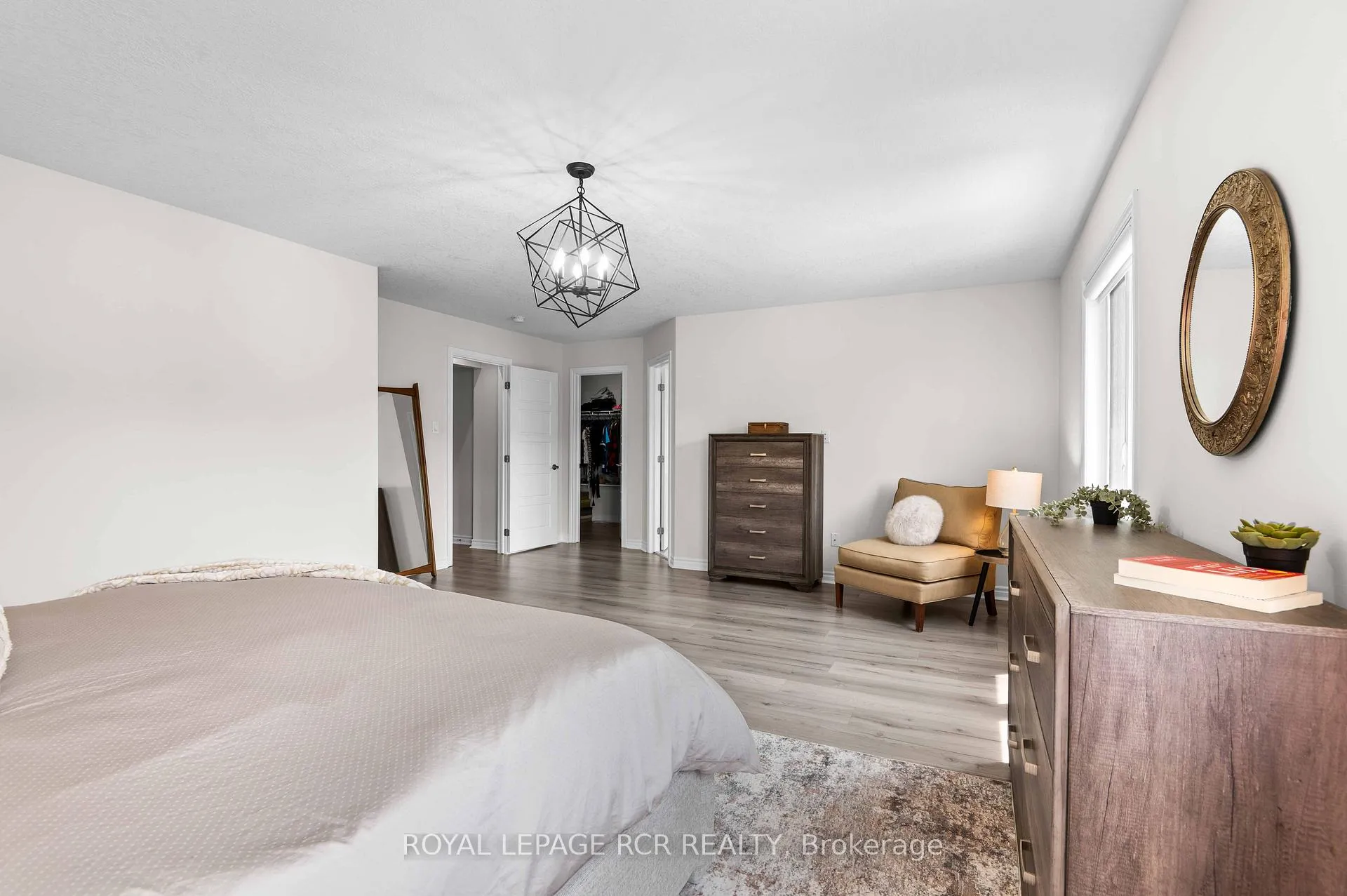 Photo 23 of 8 Jones Street, New Tecumseth, Alliston — HOMEH