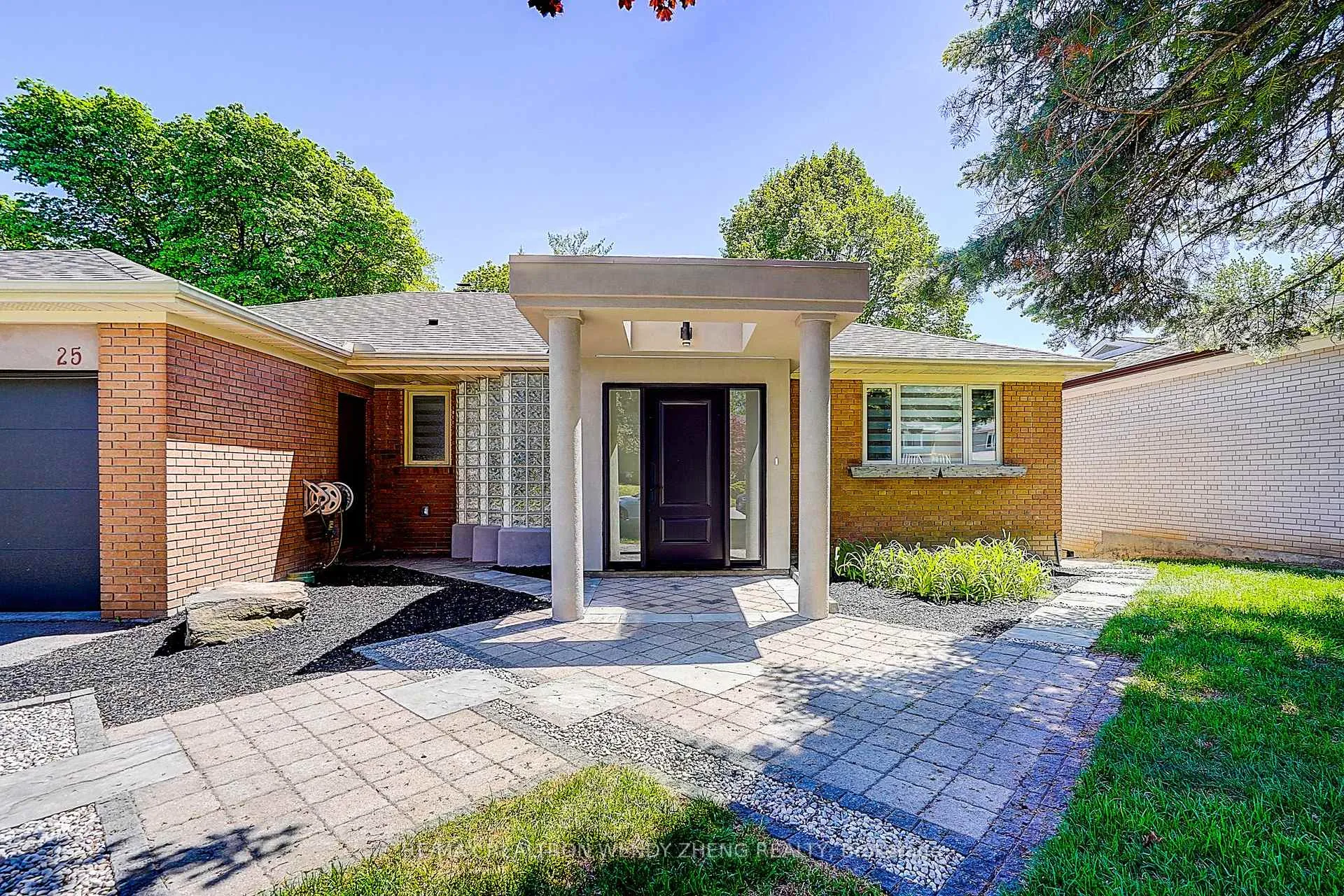 Photo 2 of 25 Dalmeny Road, Markham, Grandview — HOMEH