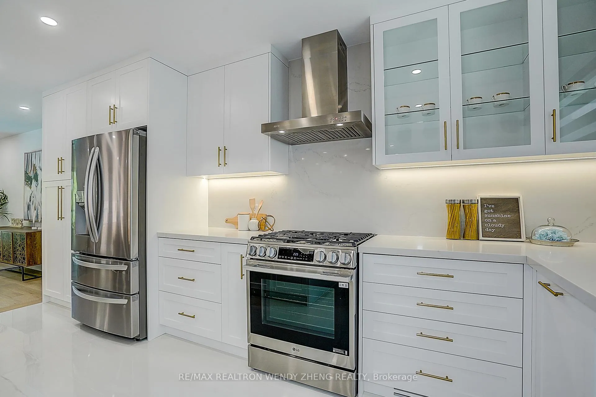 Photo 12 of 25 Dalmeny Road, Markham, Grandview — HOMEH