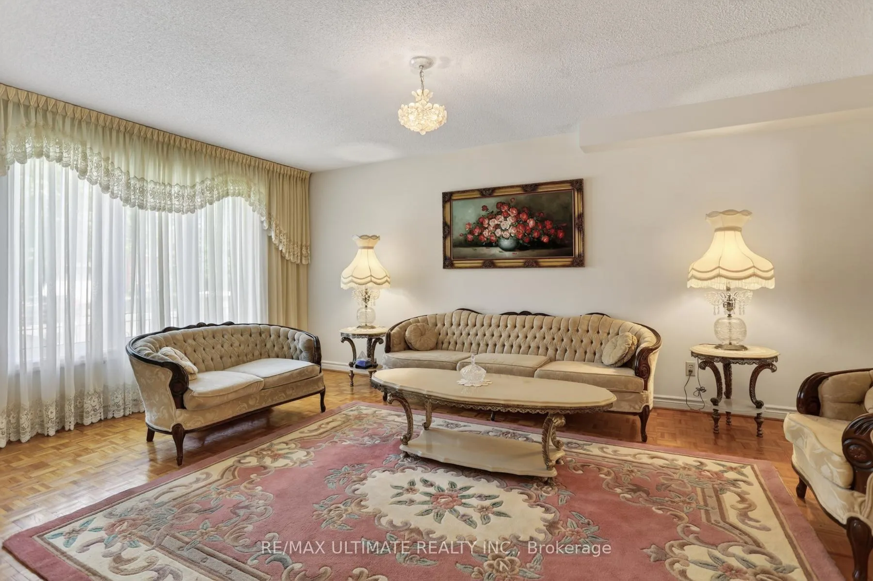 Photo 6 of 9 Avoca Drive, Markham, Village Green-South Unionville — HOMEH