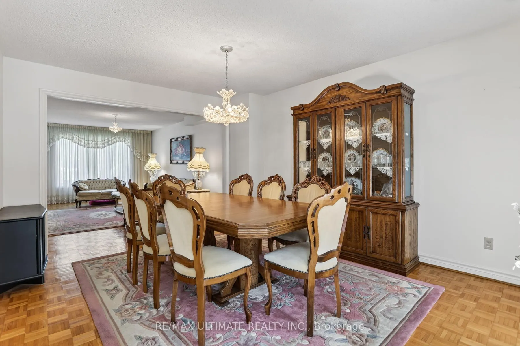 Photo 11 of 9 Avoca Drive, Markham, Village Green-South Unionville — HOMEH