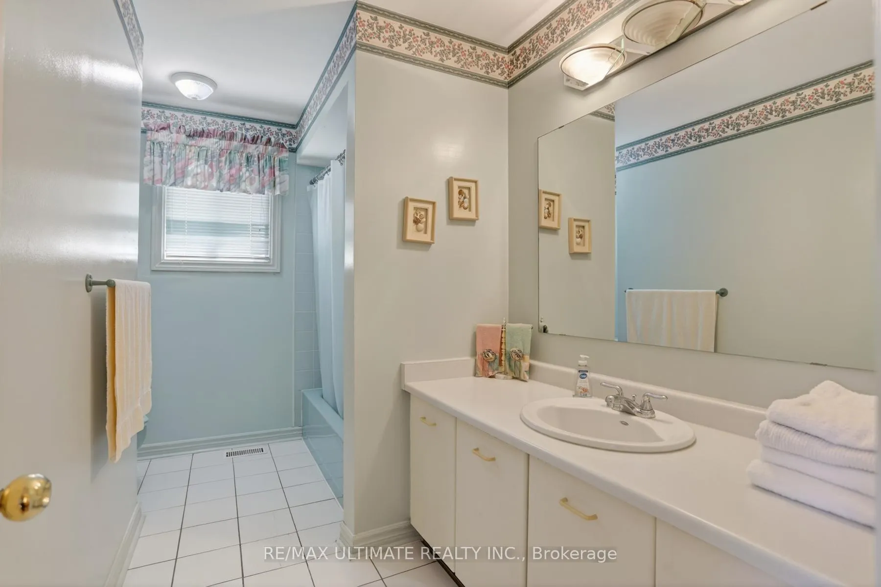 Photo 28 of 9 Avoca Drive, Markham, Village Green-South Unionville — HOMEH