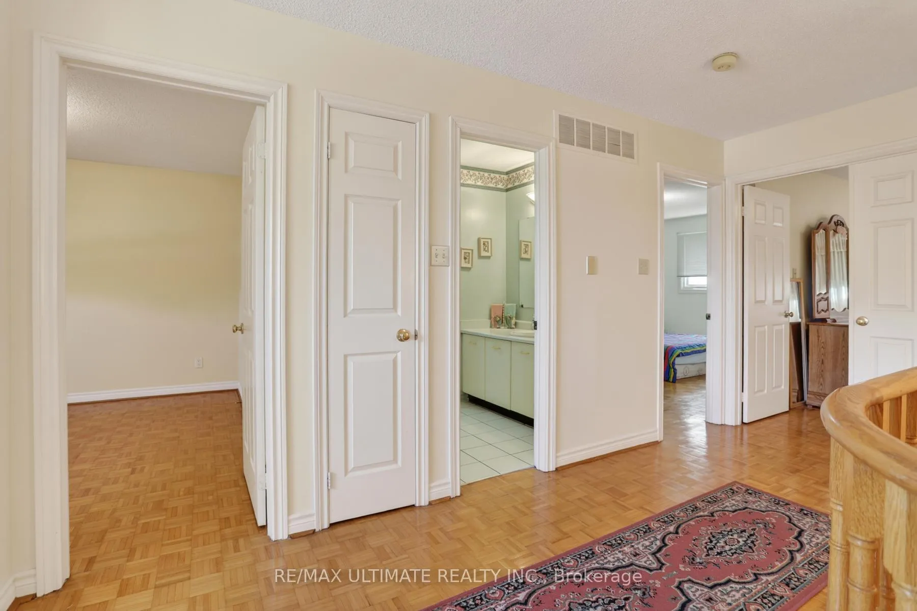 Photo 35 of 9 Avoca Drive, Markham, Village Green-South Unionville — HOMEH