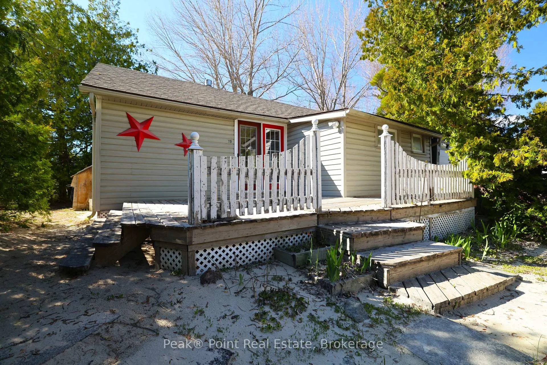 Photo 4 of 19 1ST Avenue S, Vaughan, Vellore Village — HOMEH
