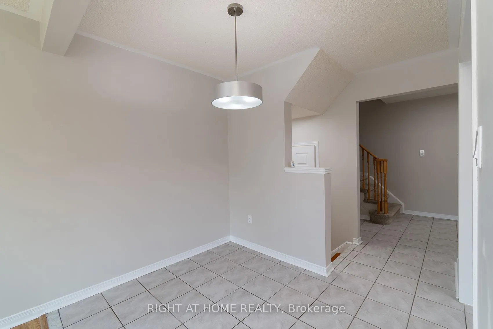 Photo 19 of 18 Frank Johnston Road, Caledon, Bolton West — HOMEH
