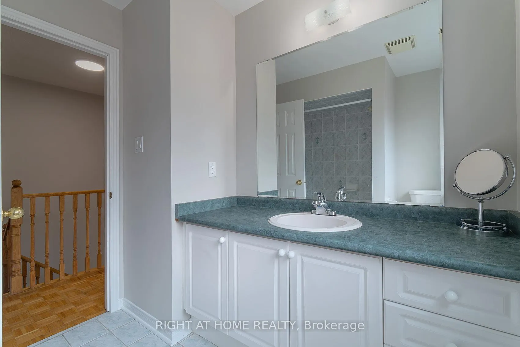 Photo 35 of 18 Frank Johnston Road, Caledon, Bolton West — HOMEH