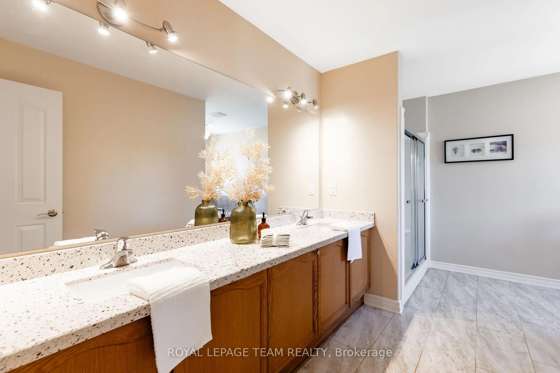 Photo 28 of 38 Penrith Street, Ottawa, Kanata - Morgan's Grant/South March — HOMEH