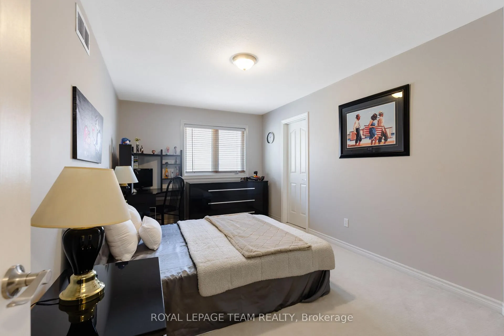 Photo 31 of 38 Penrith Street, Ottawa, Kanata - Morgan's Grant/South March — HOMEH