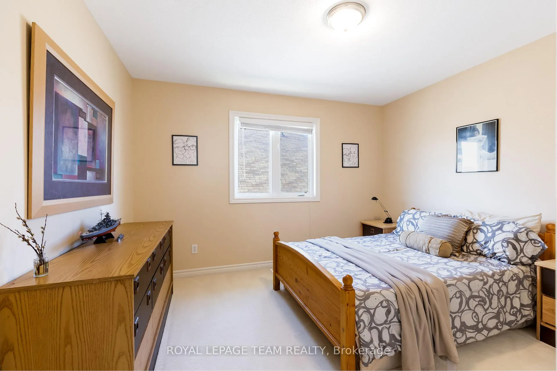 Photo 33 of 38 Penrith Street, Ottawa, Kanata - Morgan's Grant/South March — HOMEH