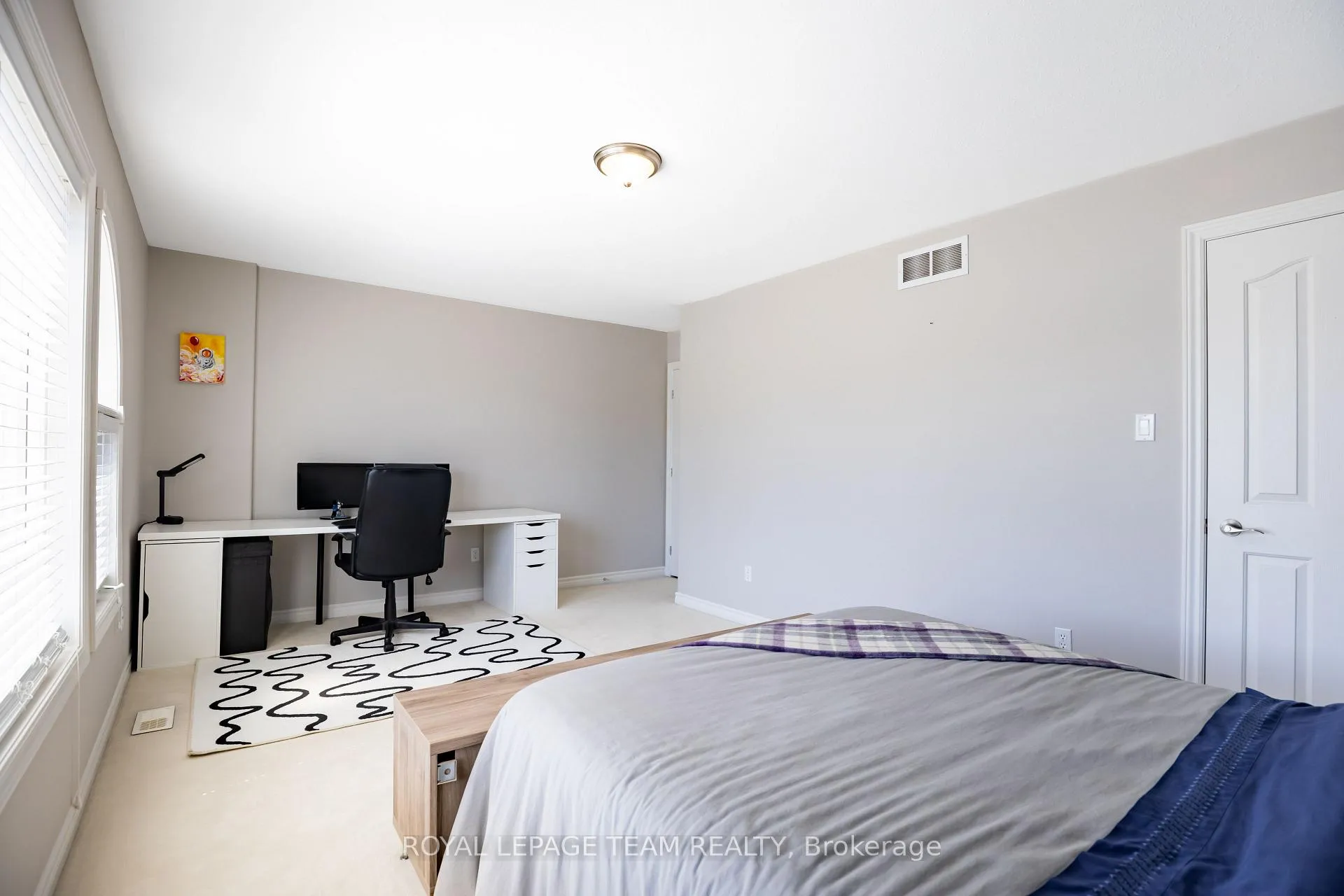 Photo 36 of 38 Penrith Street, Ottawa, Kanata - Morgan's Grant/South March — HOMEH