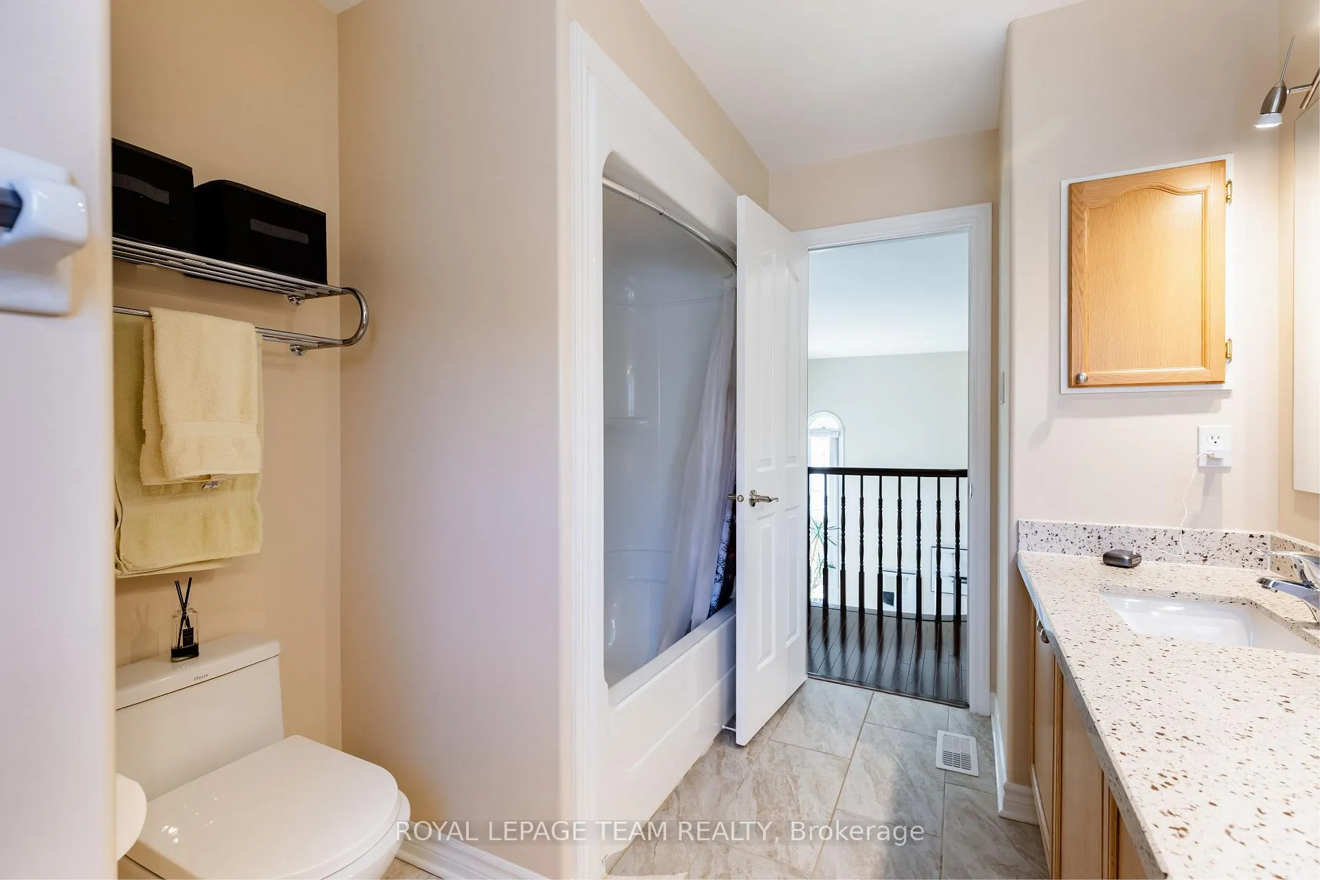 Photo 39 of 38 Penrith Street, Ottawa, Kanata - Morgan's Grant/South March — HOMEH