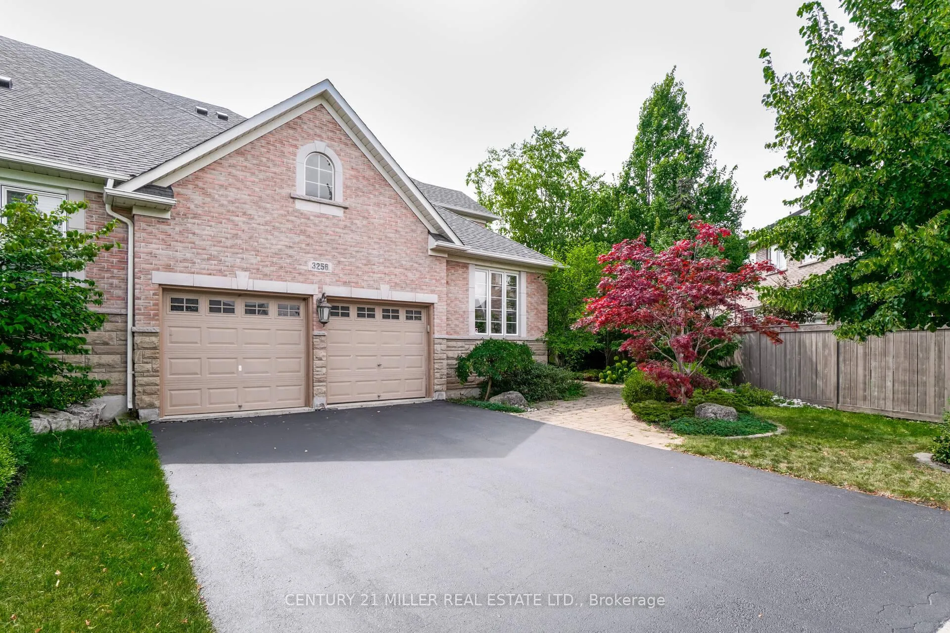 Photo 2 of 3256 Epworth Crescent, Oakville, Bronte Creek — HOMEH