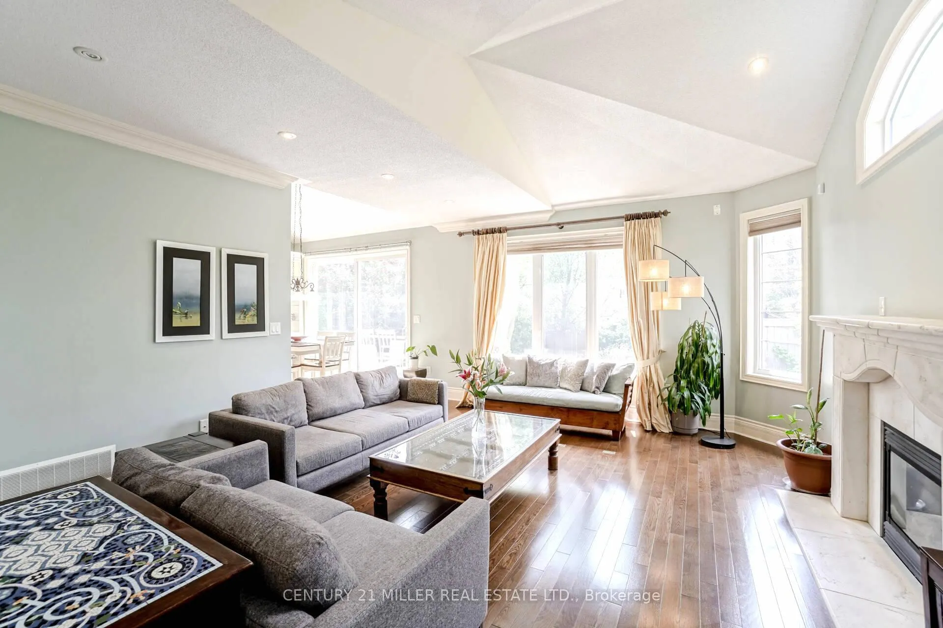 Photo 6 of 3256 Epworth Crescent, Oakville, Bronte Creek — HOMEH