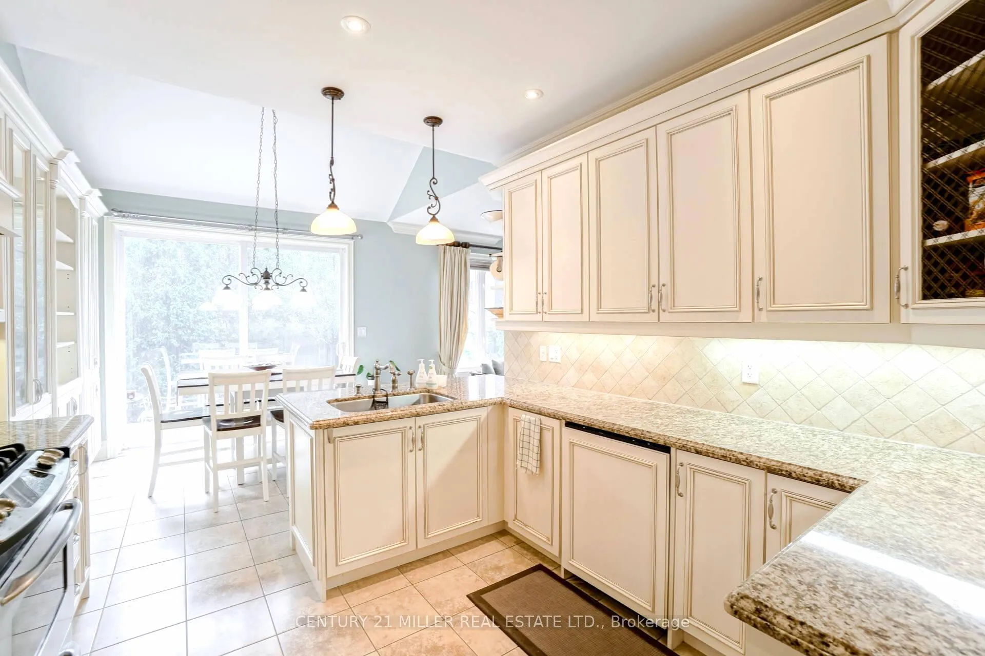 Photo 10 of 3256 Epworth Crescent, Oakville, Bronte Creek — HOMEH