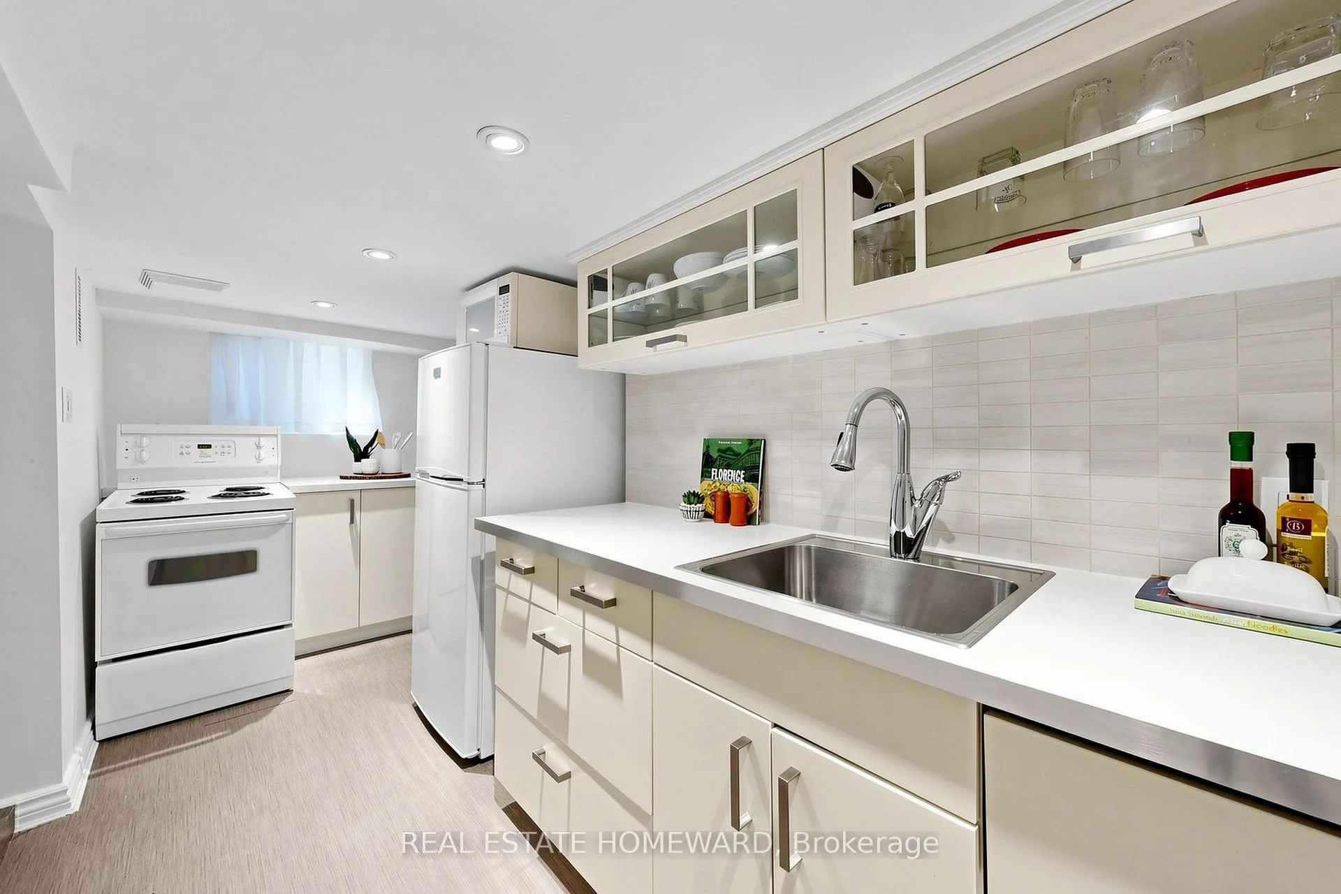 Photo 28 of 117 Evans Avenue, Toronto, Runnymede-Bloor West Village — HOMEH