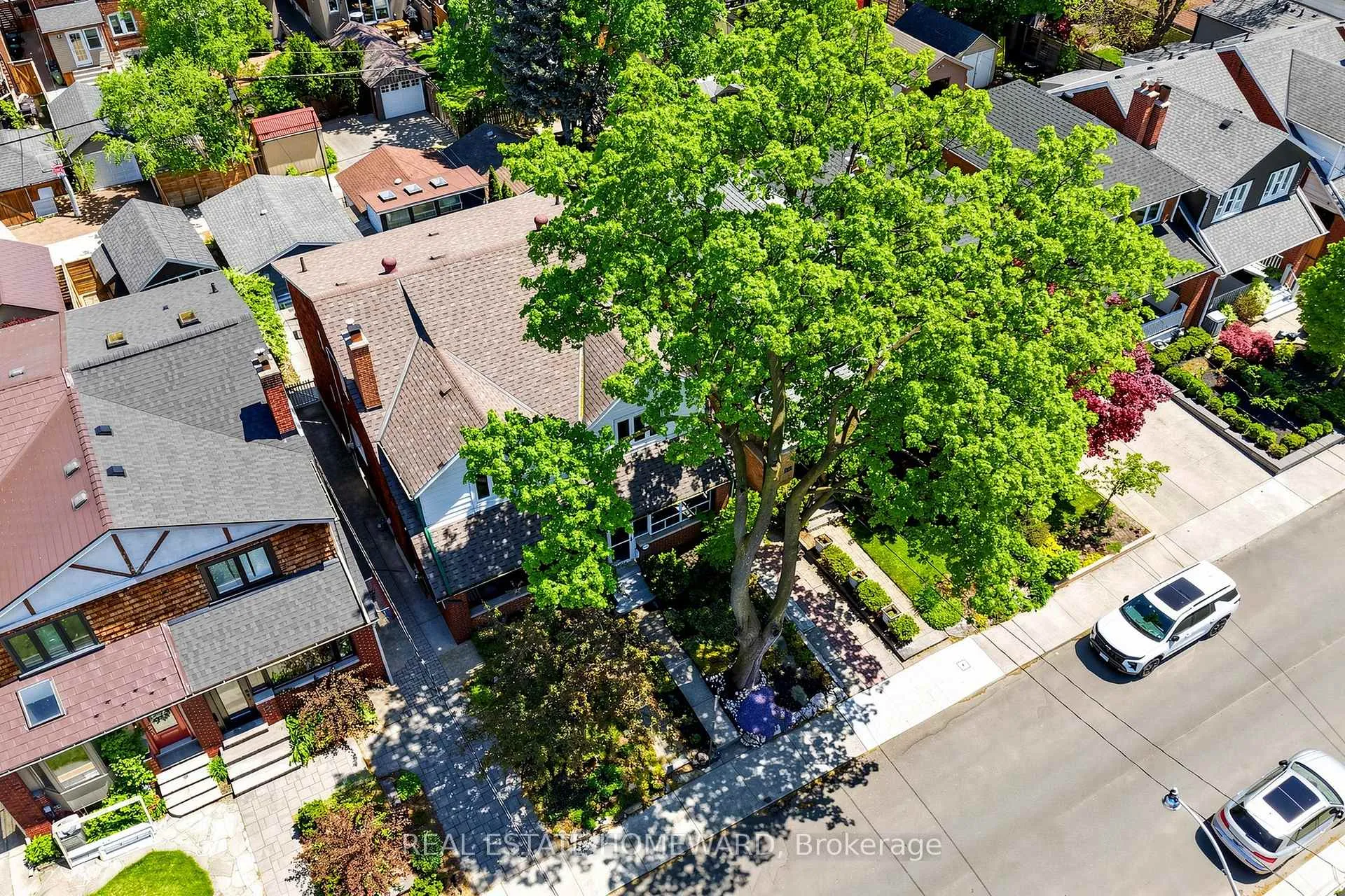 Photo 38 of 117 Evans Avenue, Toronto, Runnymede-Bloor West Village — HOMEH