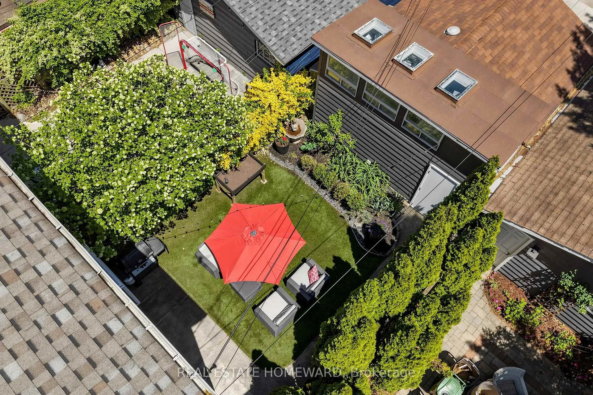 Photo 40 of 117 Evans Avenue, Toronto, Runnymede-Bloor West Village — HOMEH