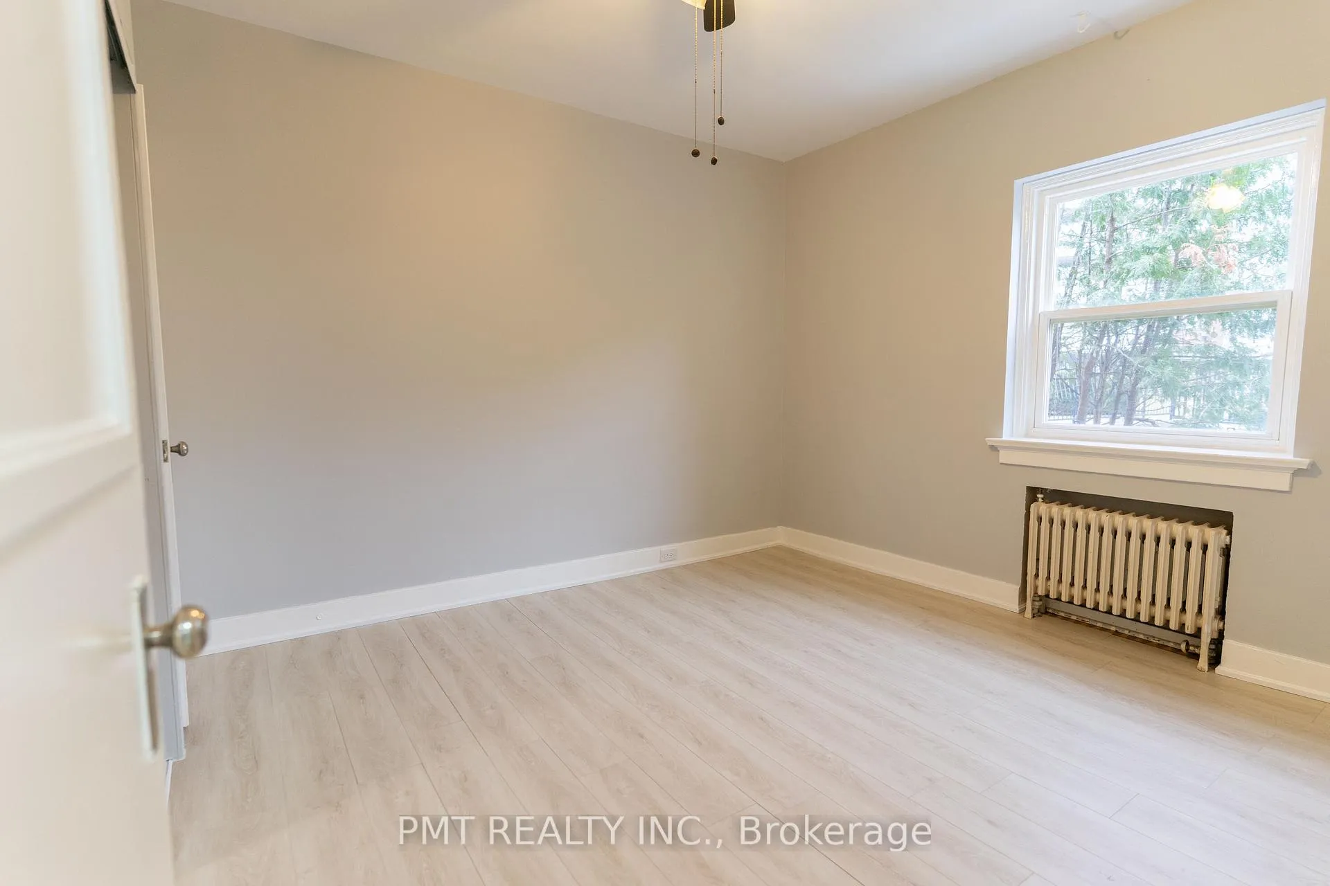Photo 9 of Unit 4, 8 Wellington Street W, Brampton, Downtown Brampton — HOMEH