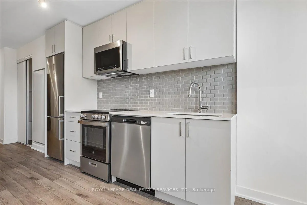 Photo 5 of Unit 108, 1005 Dundas Street E, Oakville, Joshua Meadows — HOMEH