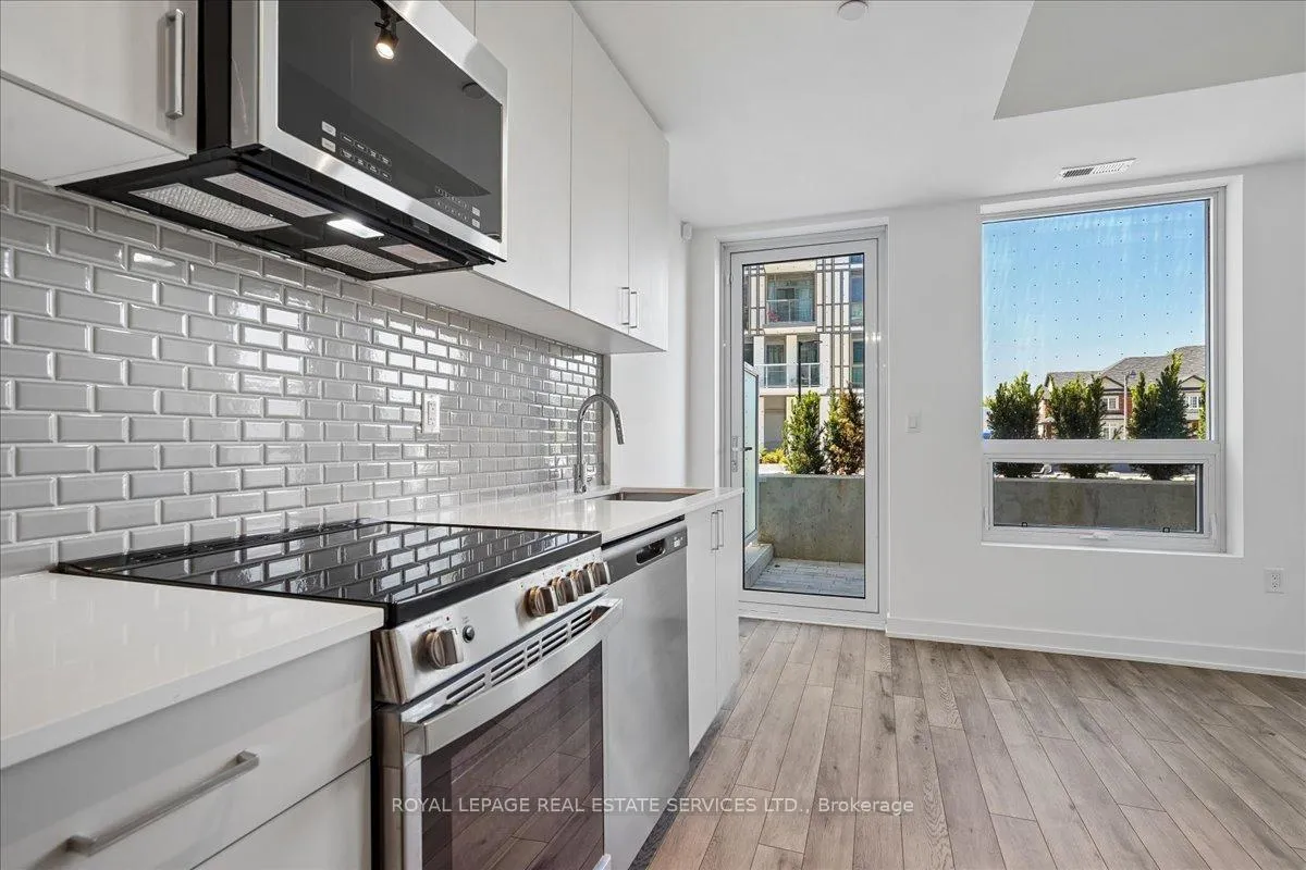 Photo 7 of Unit 108, 1005 Dundas Street E, Oakville, Joshua Meadows — HOMEH