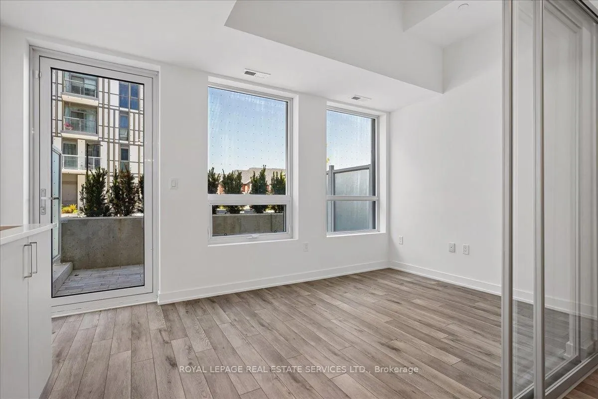 Photo 11 of Unit 108, 1005 Dundas Street E, Oakville, Joshua Meadows — HOMEH