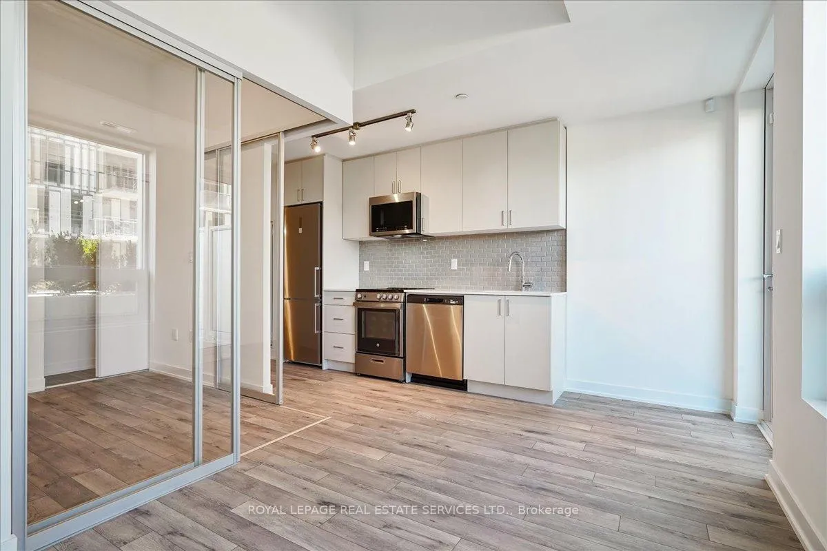 Photo 14 of Unit 108, 1005 Dundas Street E, Oakville, Joshua Meadows — HOMEH