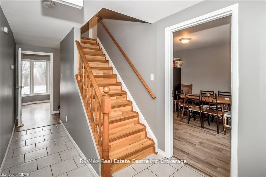 Photo 2 of 201 Janefield Avenue, Guelph, Dovercliffe Park/Old University — HOMEH
