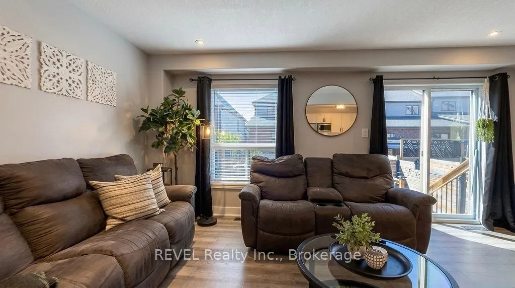 Photo 11 of 1029 Cook Drive, Midland — HOMEH