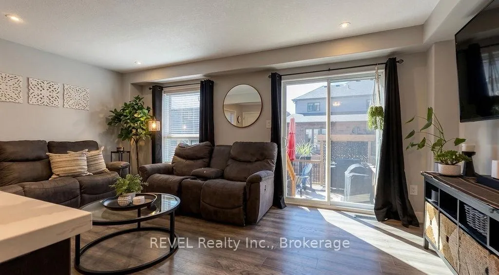 Photo 15 of 1029 Cook Drive, Midland — HOMEH
