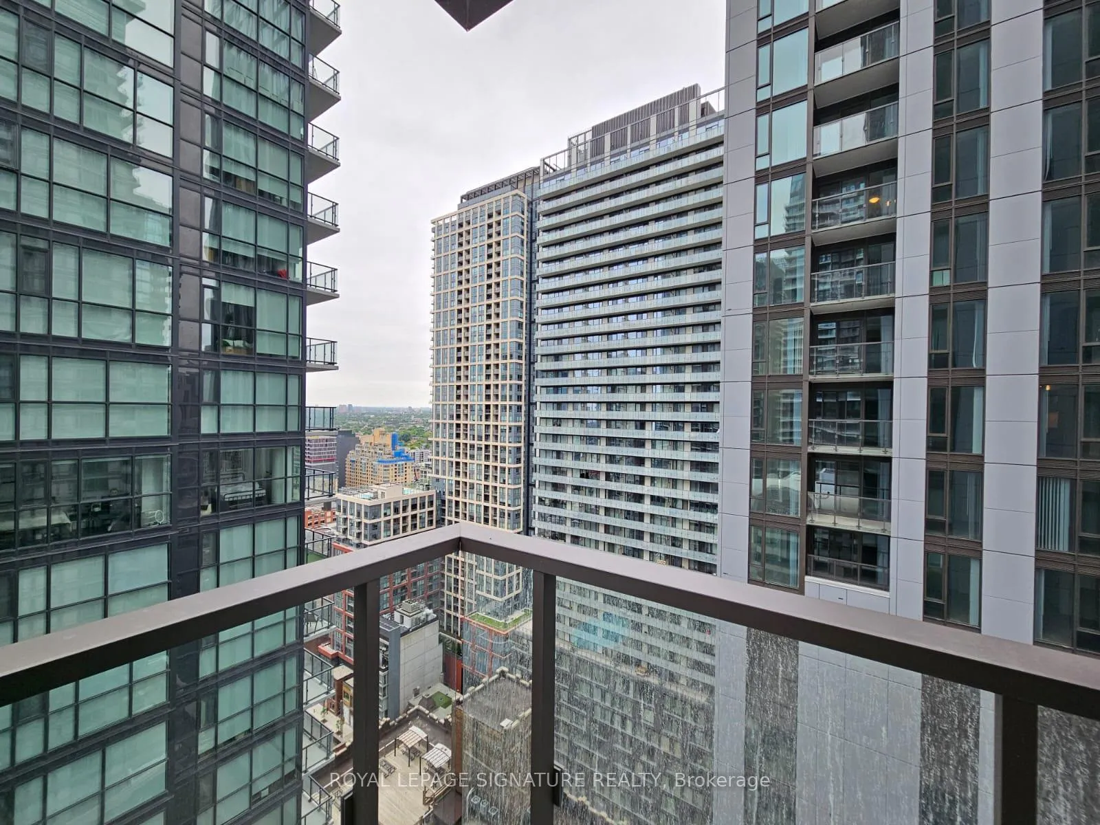 Photo 2 of Unit 3003, 8 Widmer Street, Toronto, Waterfront Communities — HOMEH