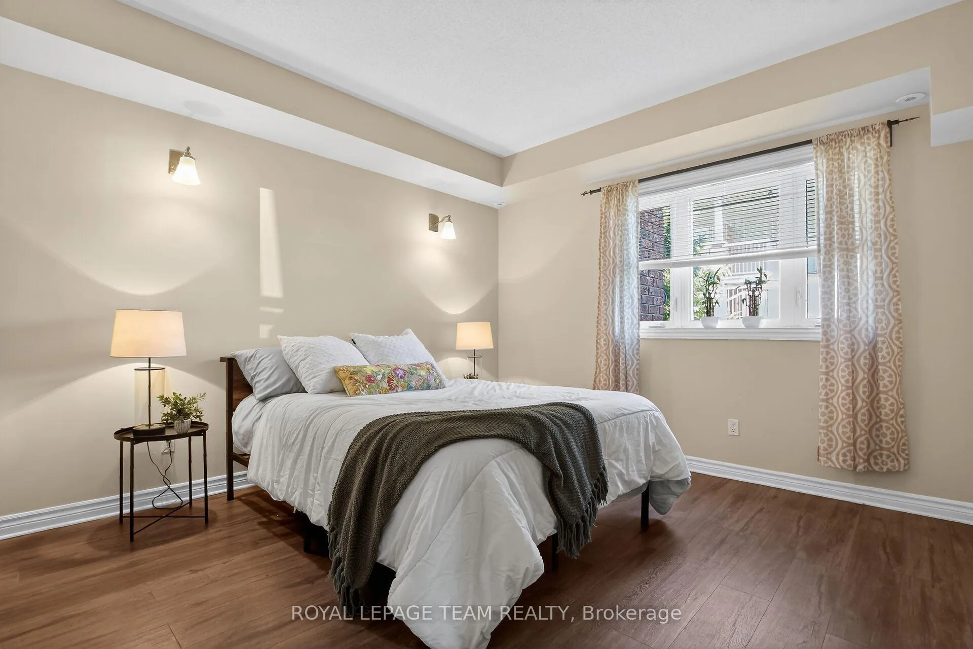 Photo 18 of Unit 12, 165 Crestway Drive, Ottawa, Barrhaven East — HOMEH