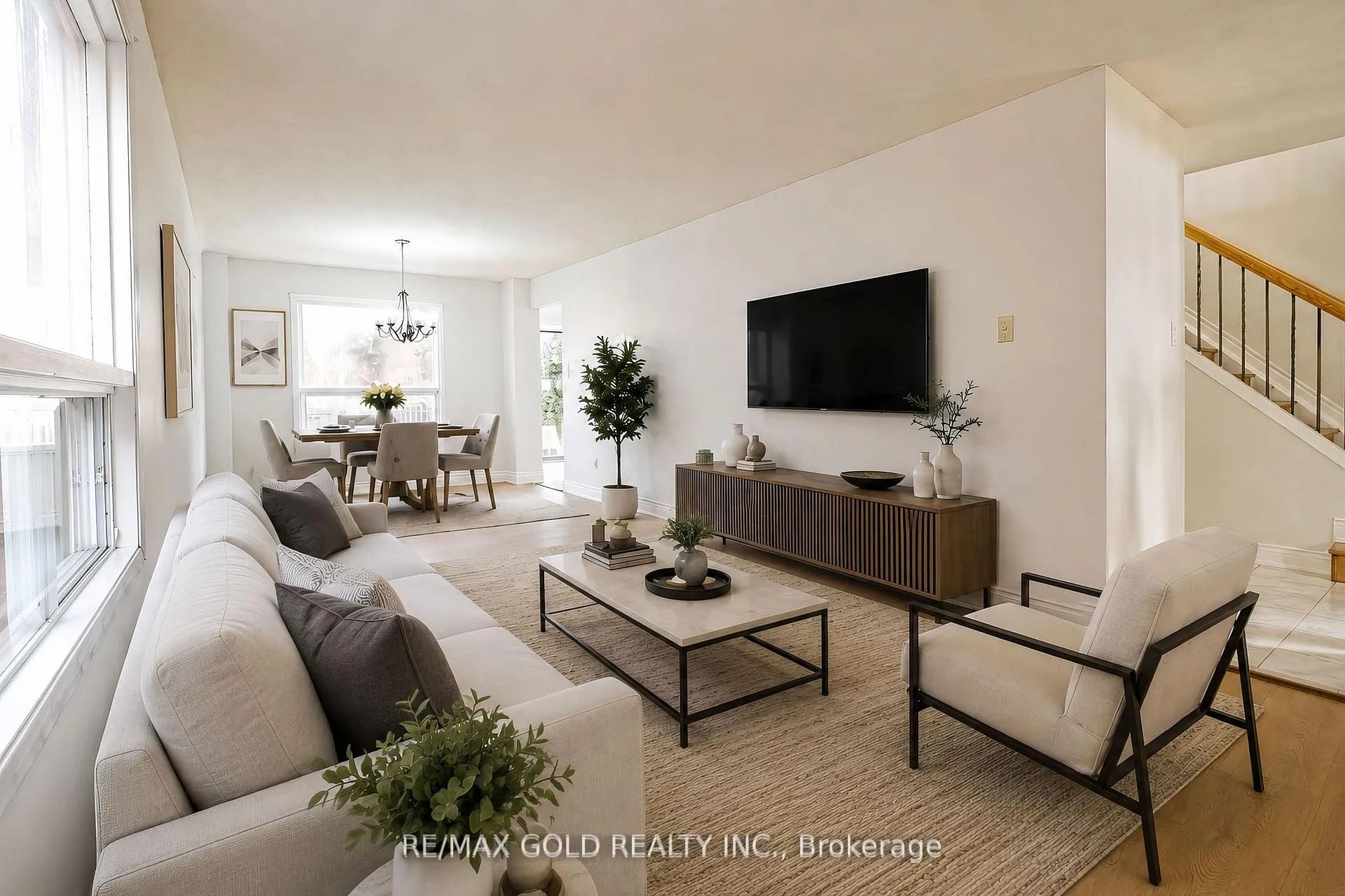 Photo 6 of 211 Wexford Road, Brampton, Heart Lake West — HOMEH