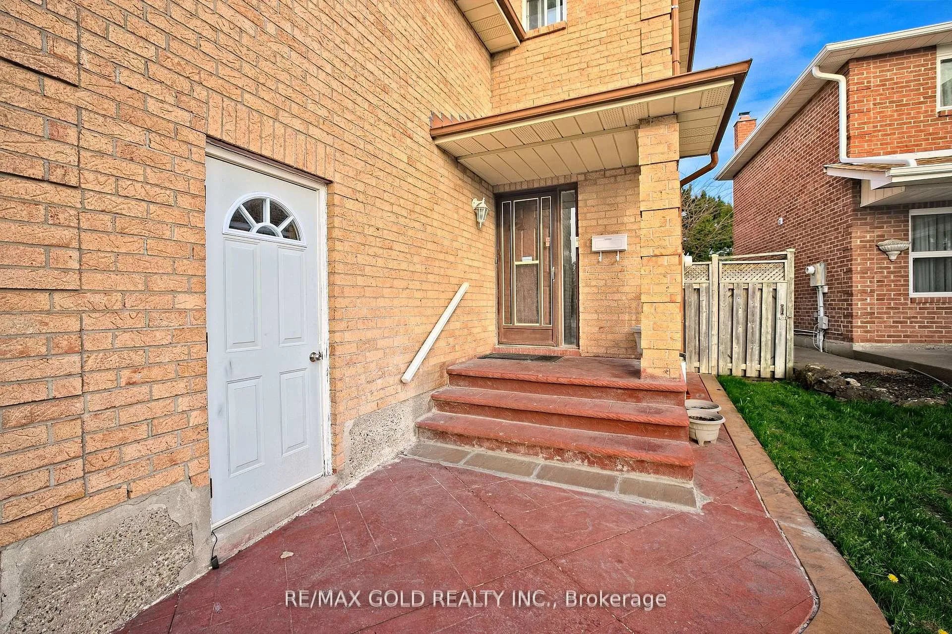Photo 26 of 211 Wexford Road, Brampton, Heart Lake West — HOMEH