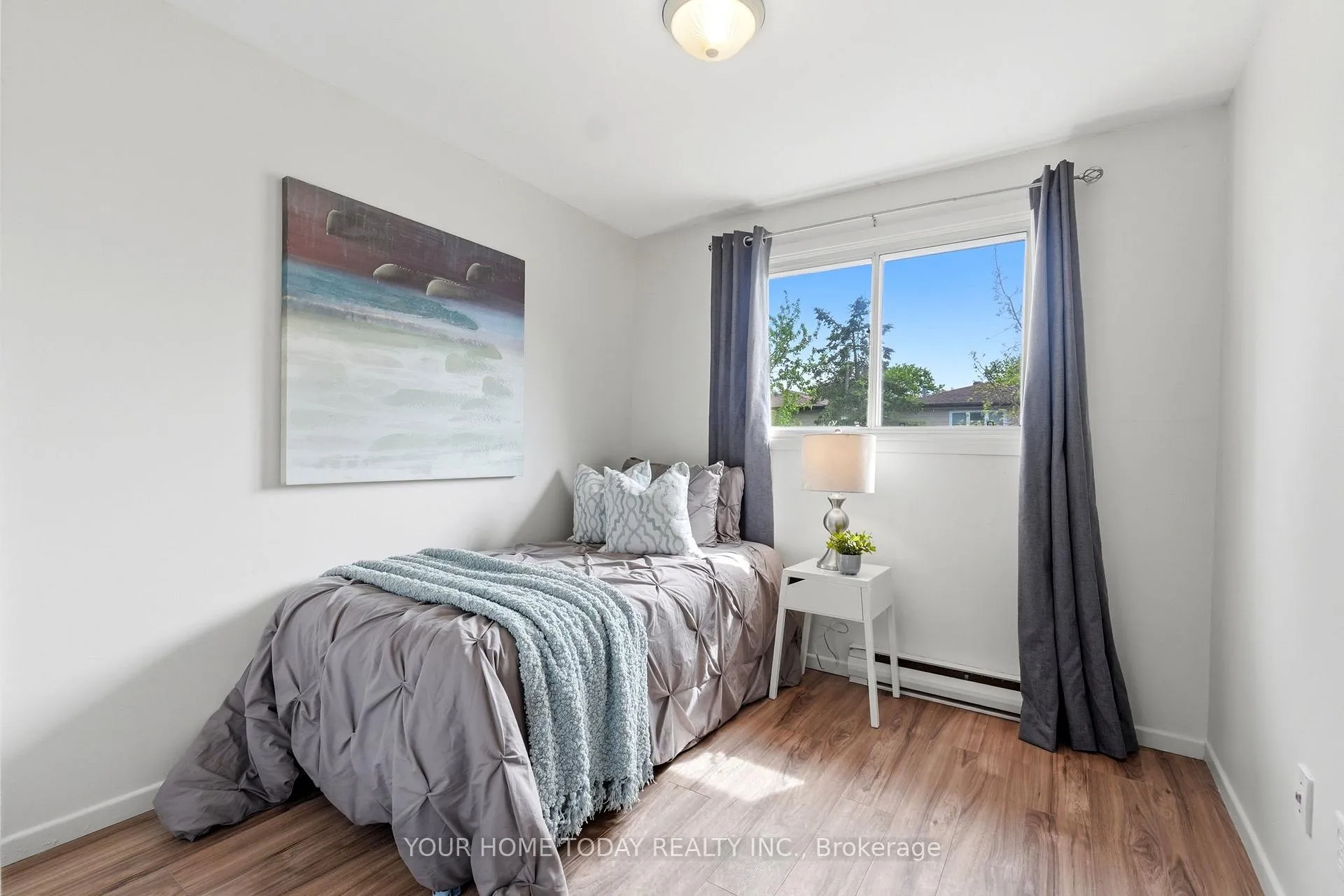 Photo 13 of 116 Kingham Road, Halton Hills, Acton — HOMEH