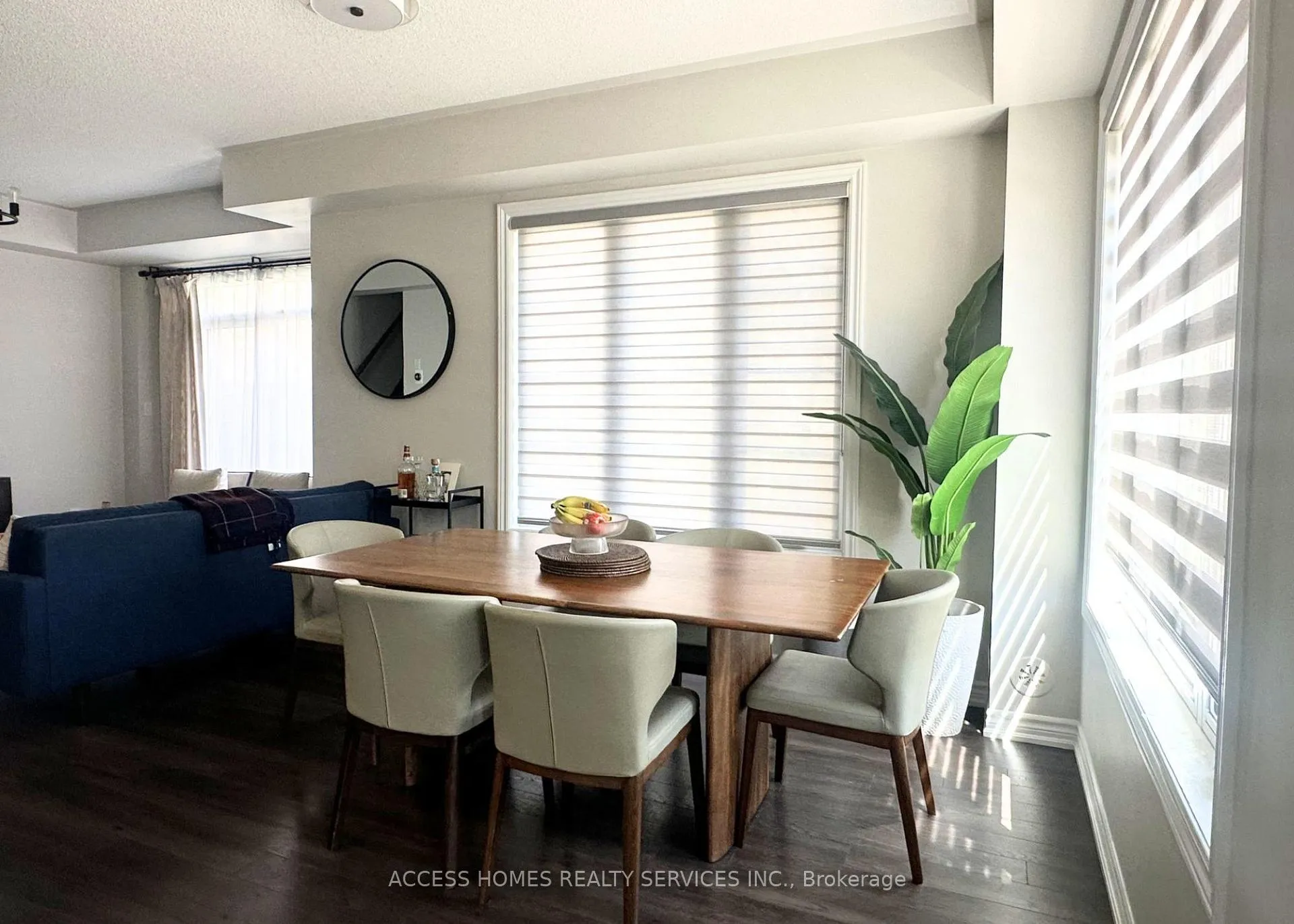 Photo 3 of Unit 58, 636 Evans Avenue, Etobicoke, Alderwood — HOMEH