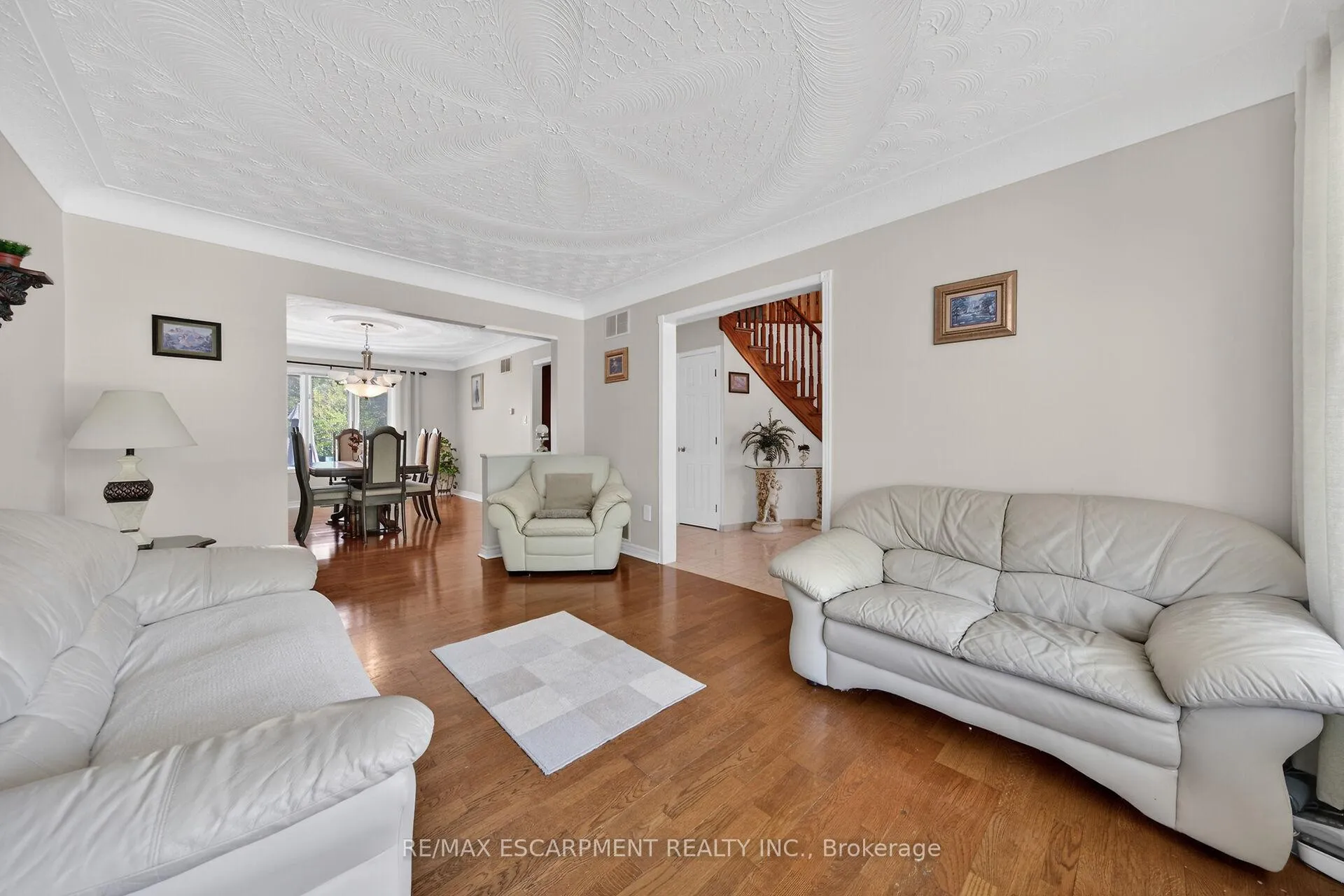 Photo 7 of 10 Skye Court, Hamilton, Stoney Creek — HOMEH