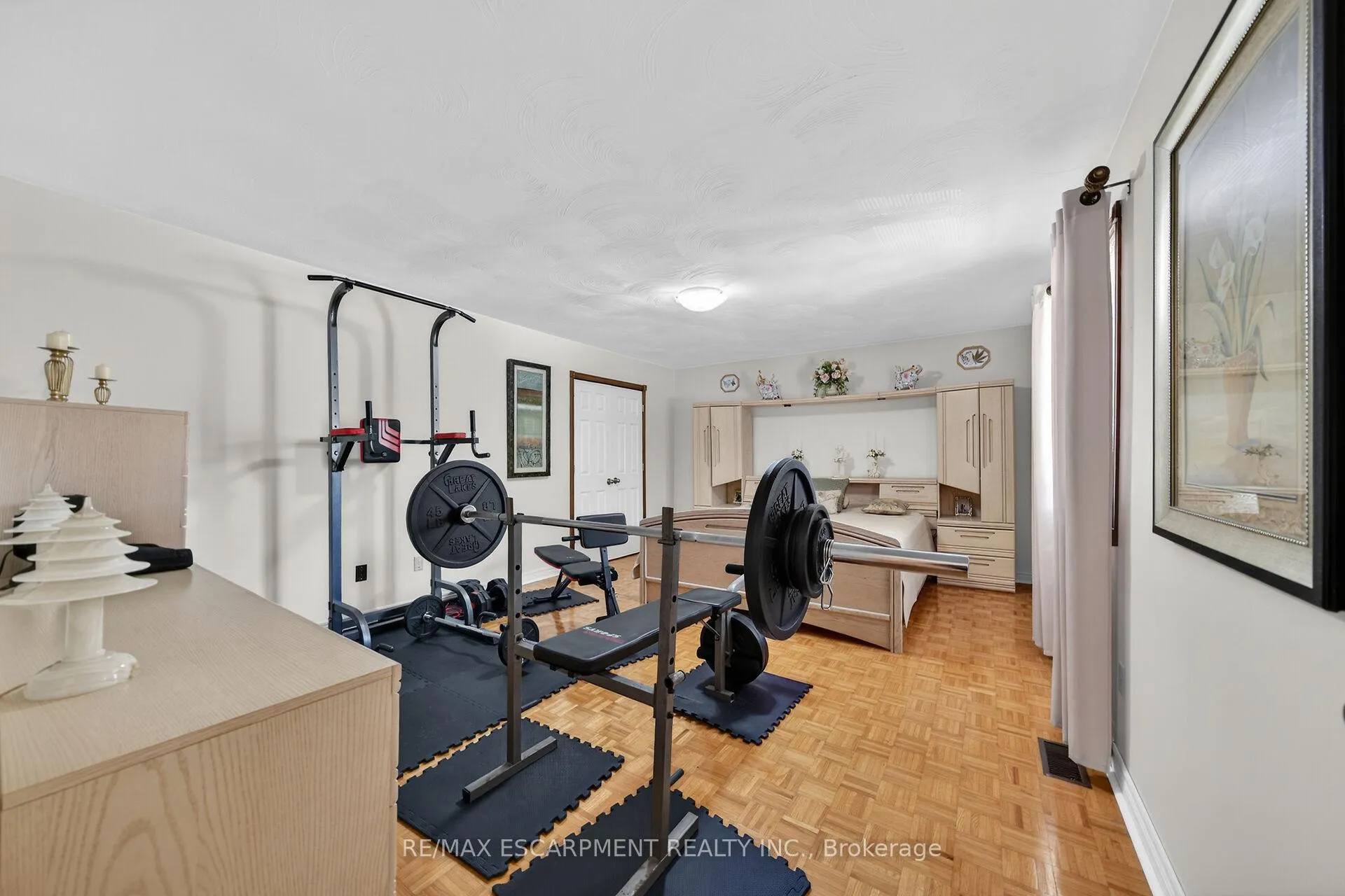 Photo 20 of 10 Skye Court, Hamilton, Stoney Creek — HOMEH