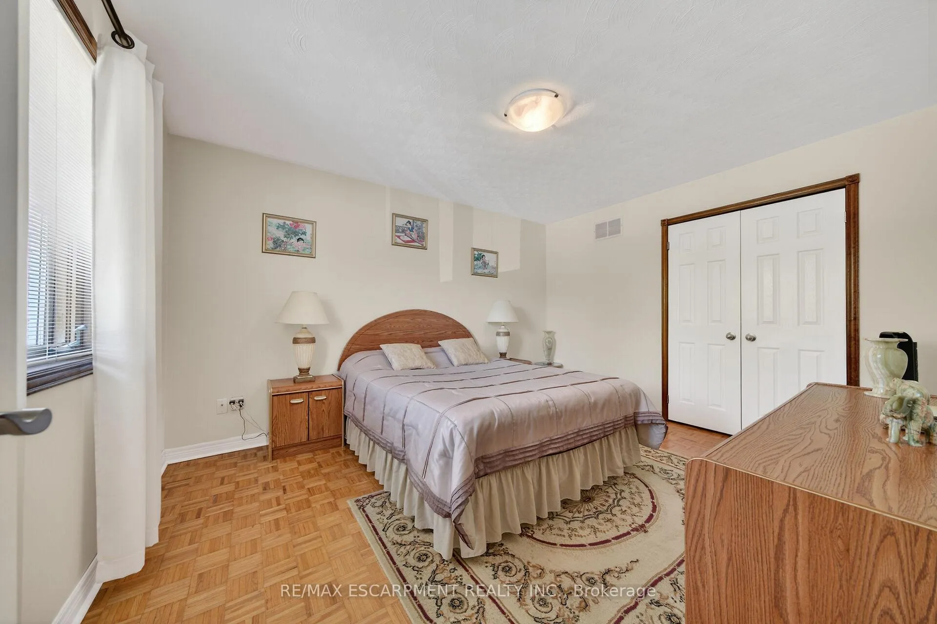 Photo 22 of 10 Skye Court, Hamilton, Stoney Creek — HOMEH