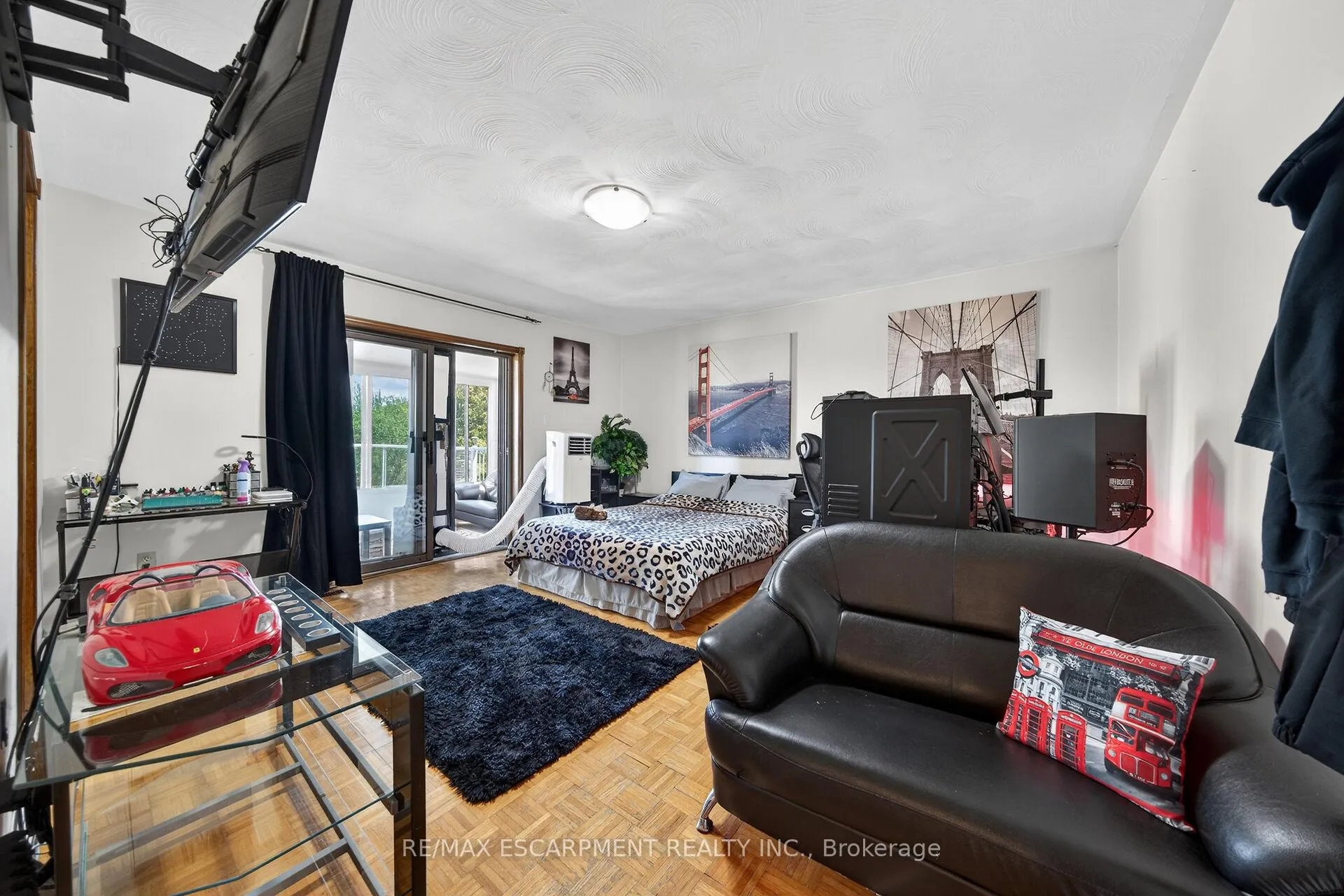 Photo 28 of 10 Skye Court, Hamilton, Stoney Creek — HOMEH