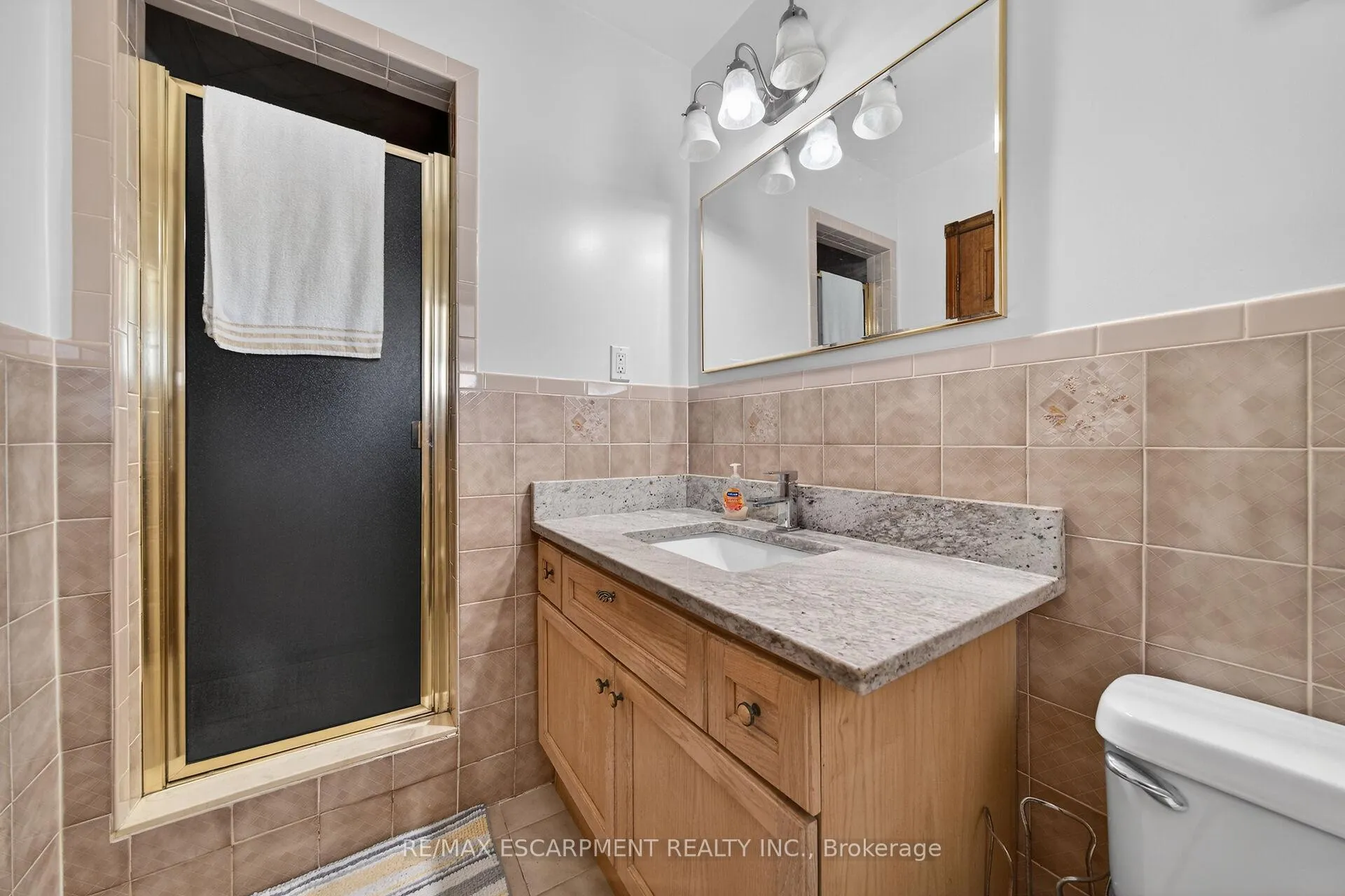 Photo 30 of 10 Skye Court, Hamilton, Stoney Creek — HOMEH