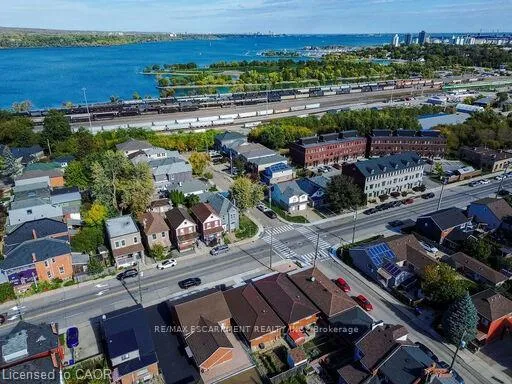 Photo 28 of 313 Barton Street W, Hamilton, Strathcona — HOMEH