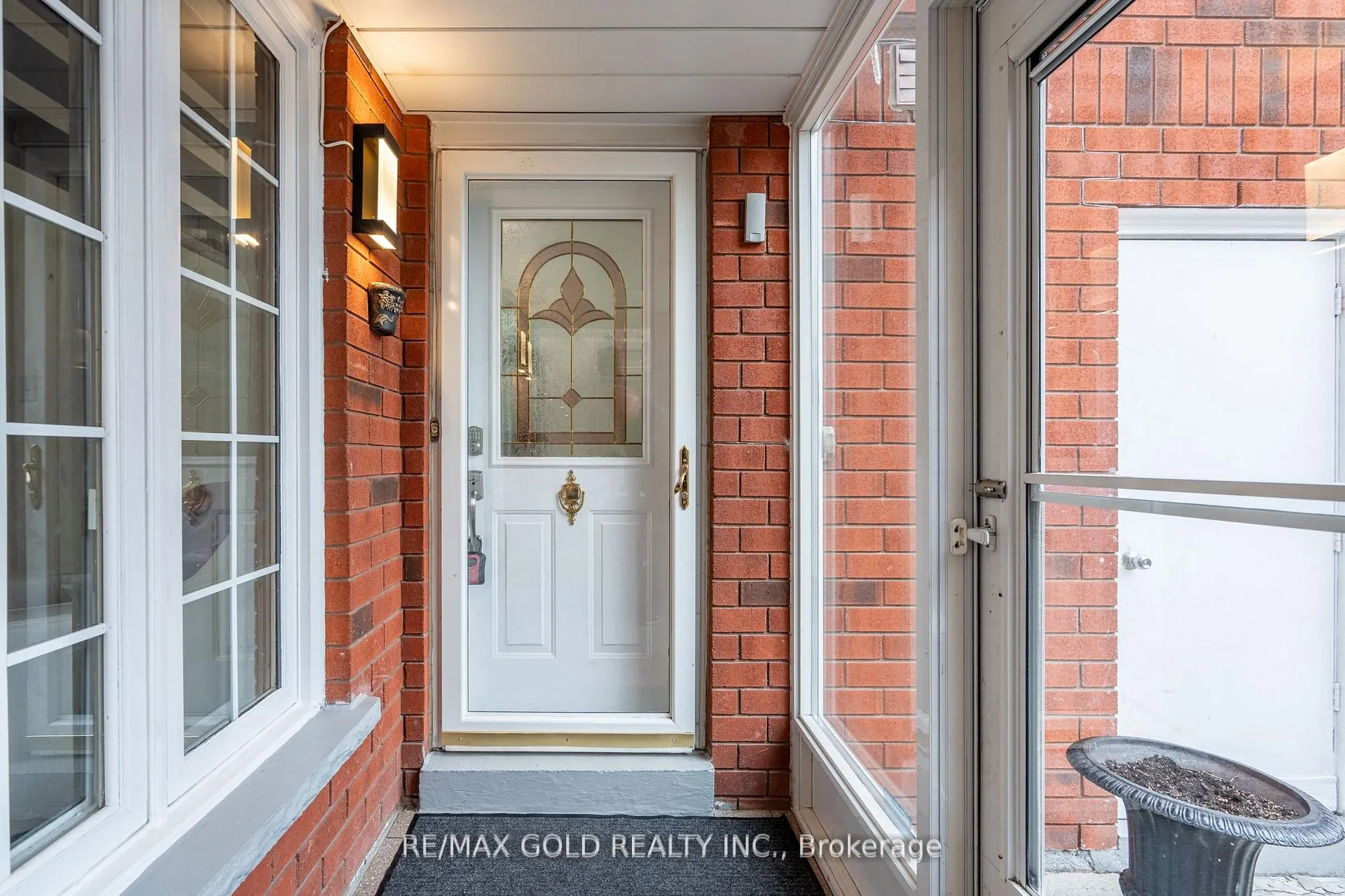 Photo 4 of 172 Desert Sand Drive, Brampton, Sandringham-Wellington — HOMEH