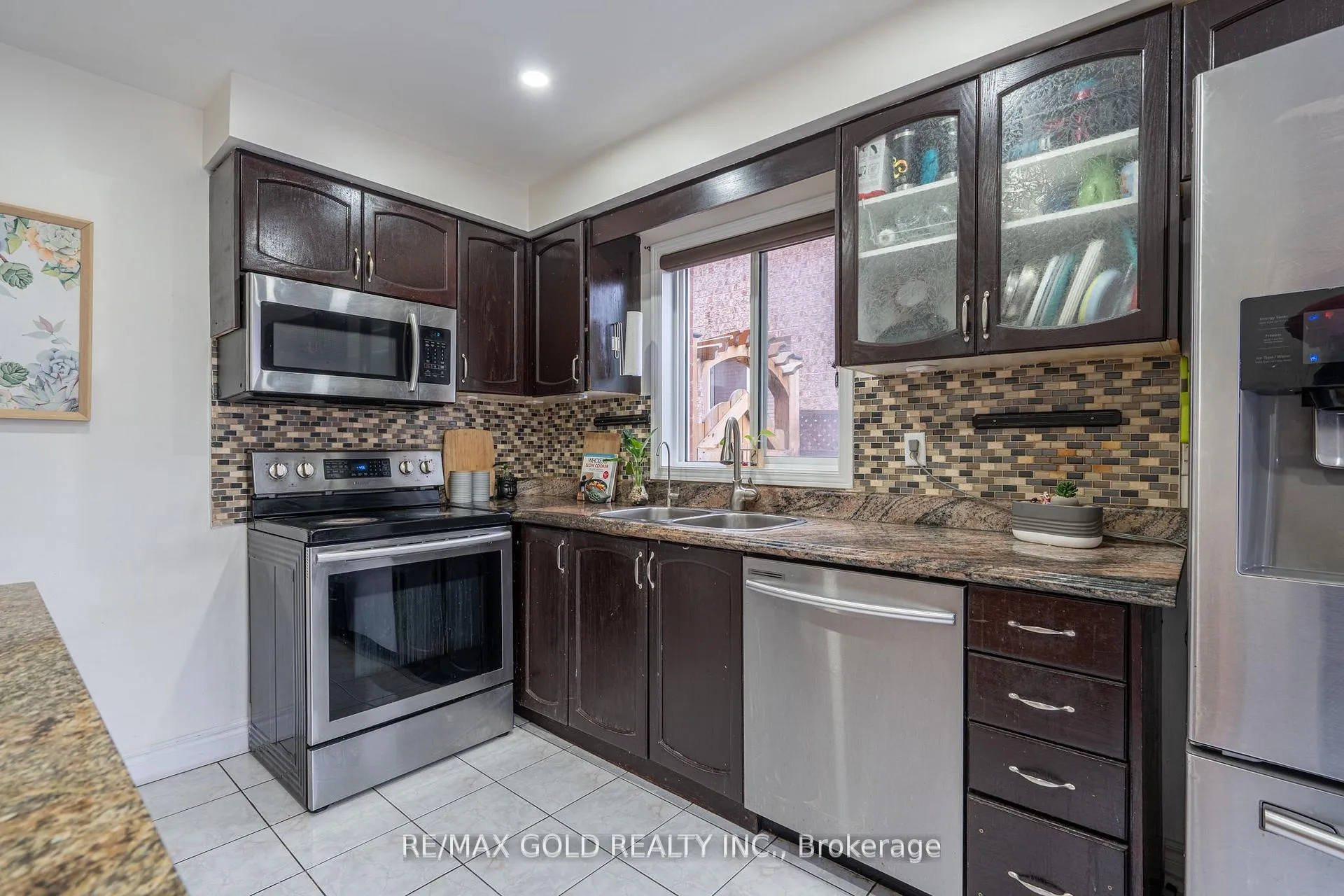 Photo 19 of 172 Desert Sand Drive, Brampton, Sandringham-Wellington — HOMEH