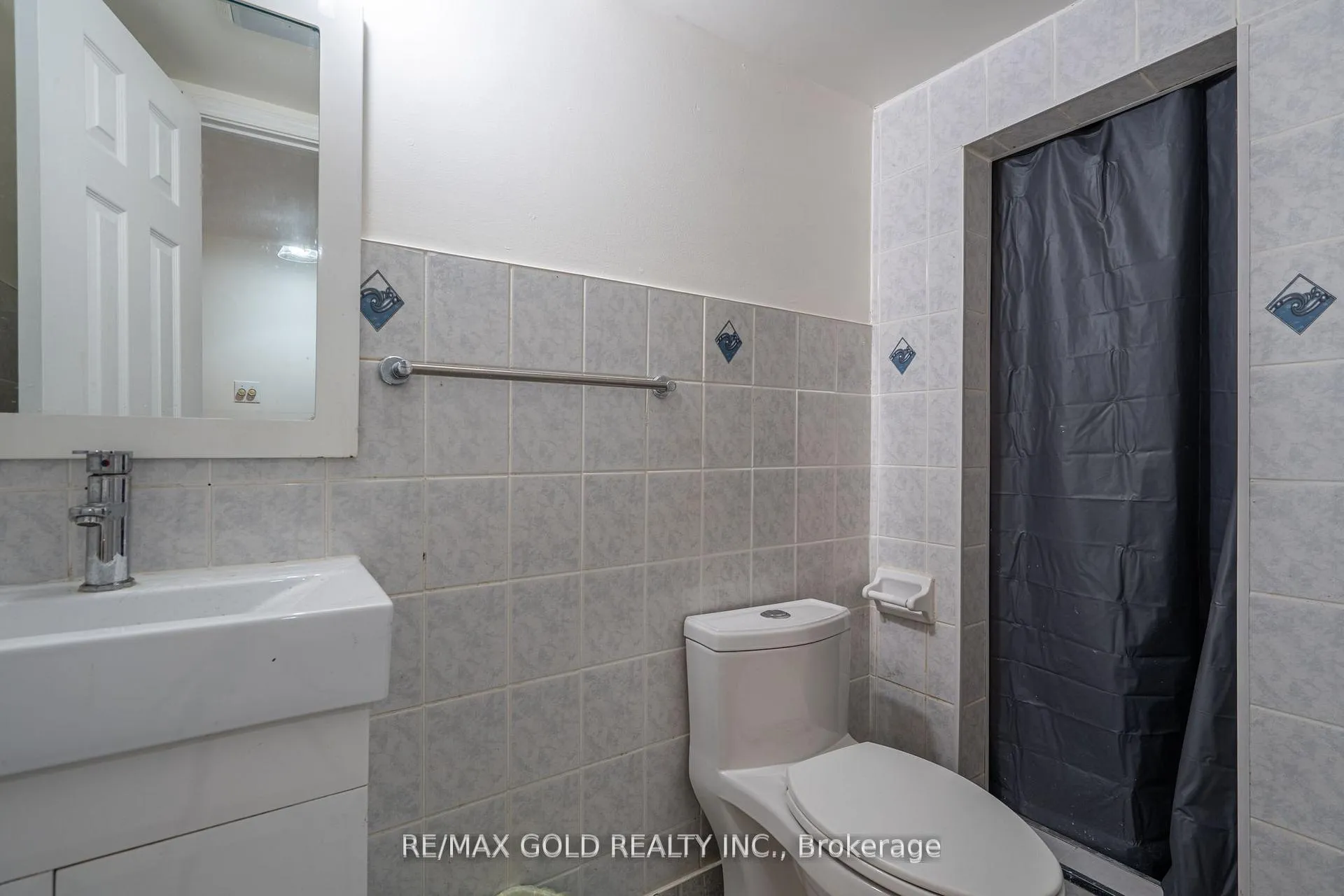 Photo 40 of 172 Desert Sand Drive, Brampton, Sandringham-Wellington — HOMEH